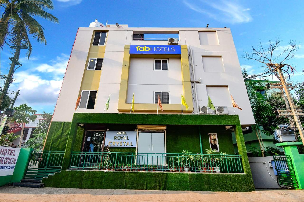 คอลเลคชั่น โอ 77151 โฮเทล รอยัล คริสตัล Hotel บูบันเนสชวาร์ ภายนอก รูปภาพ