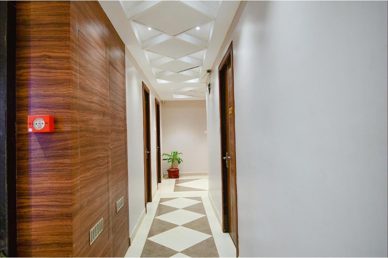 คอลเลคชั่น โอ 77151 โฮเทล รอยัล คริสตัล Hotel บูบันเนสชวาร์ ภายนอก รูปภาพ